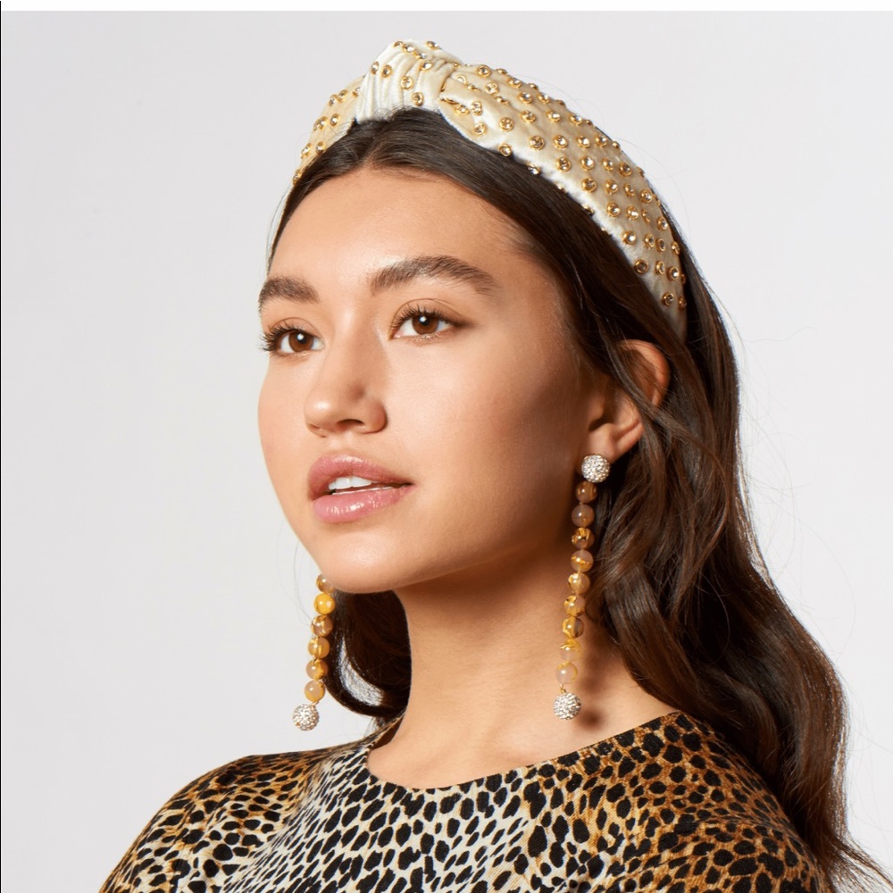 LELE SADOUGHI IVORY VELVET CRYSTAL HEADBAND.
